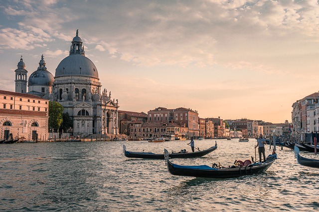 Veneția City Break: O Aventură Romantică pe Canale